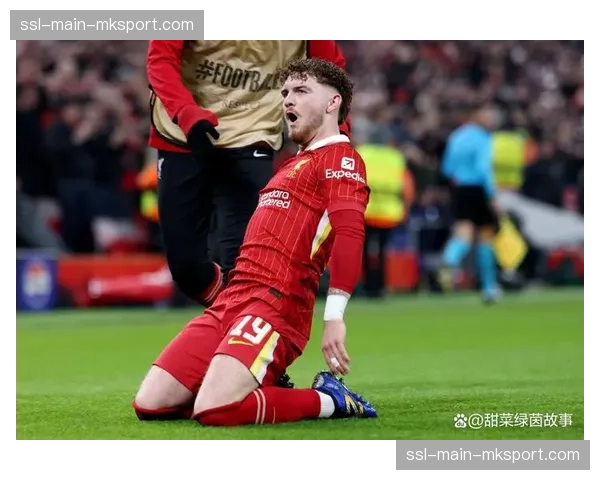 即时战报:利物浦连换两人,加克波、埃利奥特上场,阵型改为4-2-4全力进攻 即时战报:利物浦连换两人,加克波、埃利奥特上场,阵型改为4-2-4全力进攻