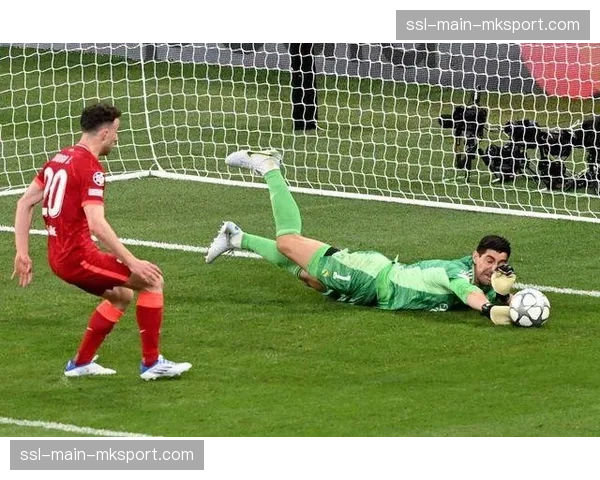 斯特拉斯堡门将泽尔斯高接抵挡,单场完成9次扑救 斯特拉斯堡门将泽尔斯高接抵挡,单场完成9次扑救