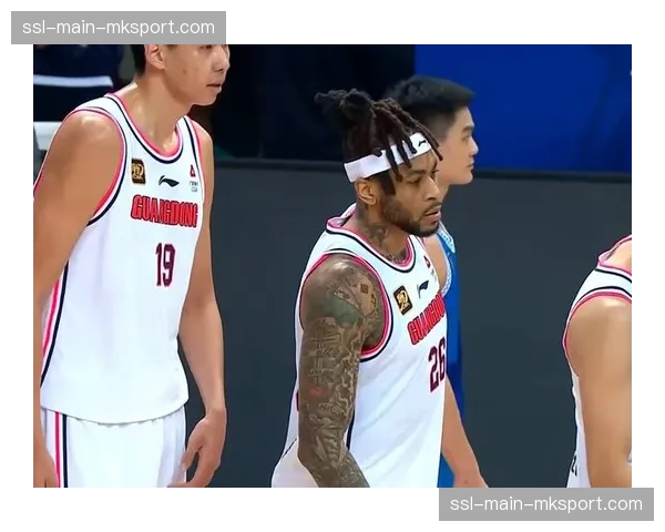 山东高速不敌南京同曦,对手小外援布莱克尼独得45分凸显防守难题