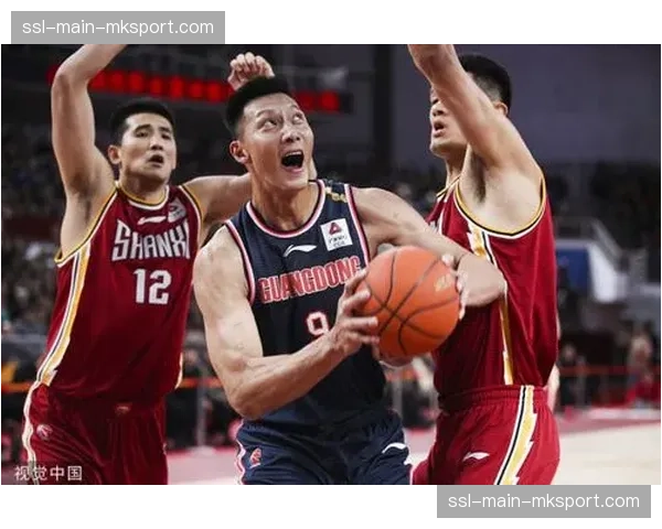 合肥城市足球联赛：庐江县客场2-0力克新站高新区，三连胜领跑